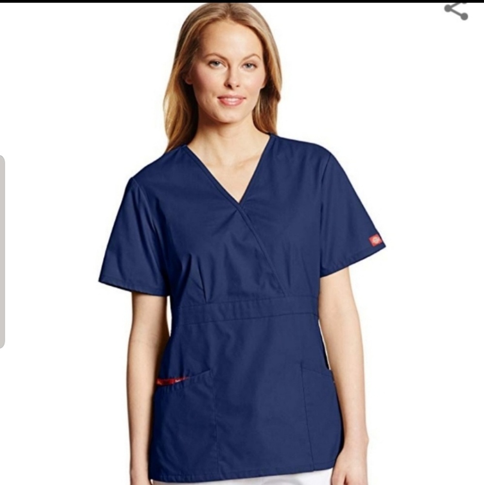 Dickies medium scrub top